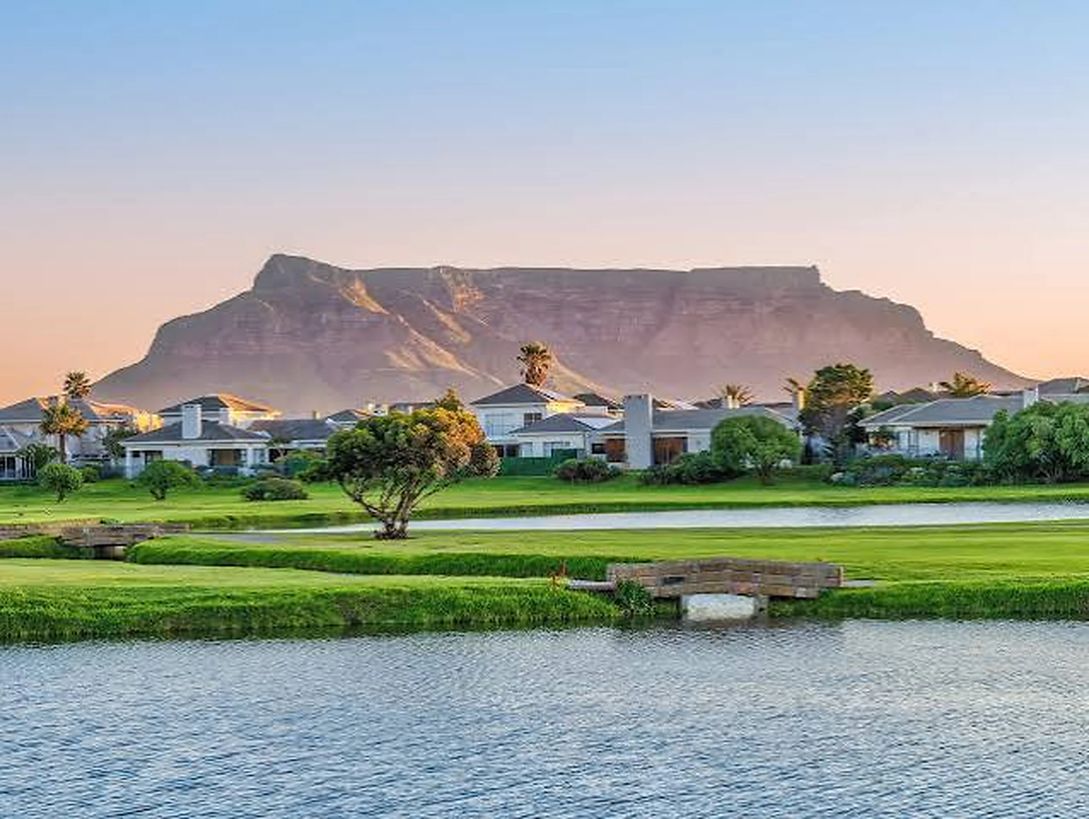 Golf estate with Table Mountain